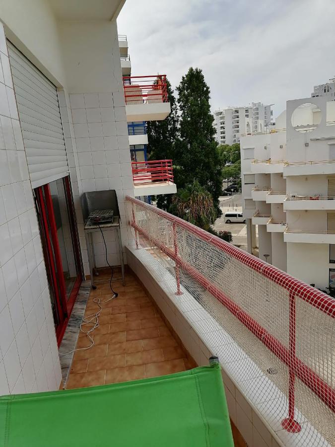 Leonel Barcelos Apartment *
